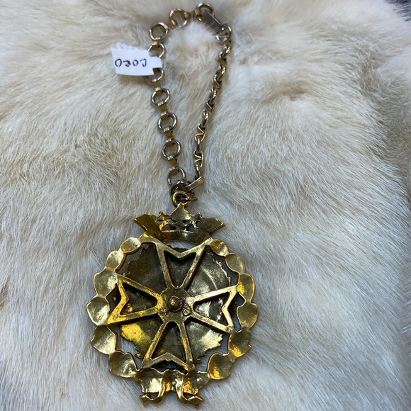 Vintage Coro Enamel Crest Bracelet - Picture 4 of 4